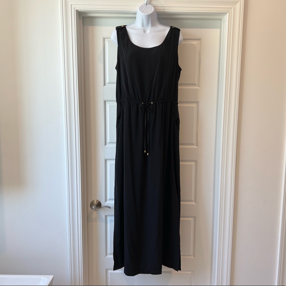 NWOT Jones New York Maxi Dress. Adjustable waist. Size 12. Black.